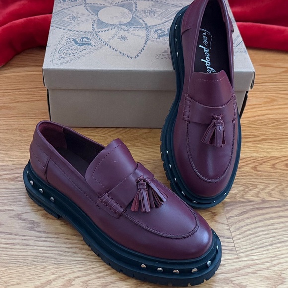 Free People NIB Teagan Tassel Loafer (8.5) - Picture 5 of 13